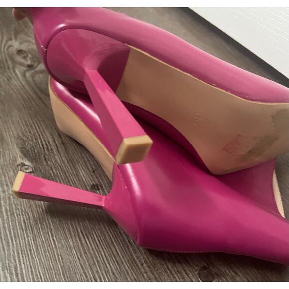 Fuchsia, pink, heeled, calf height, boot. Sexy. 4”heel. Pointed toe. - Picture 6 of 6